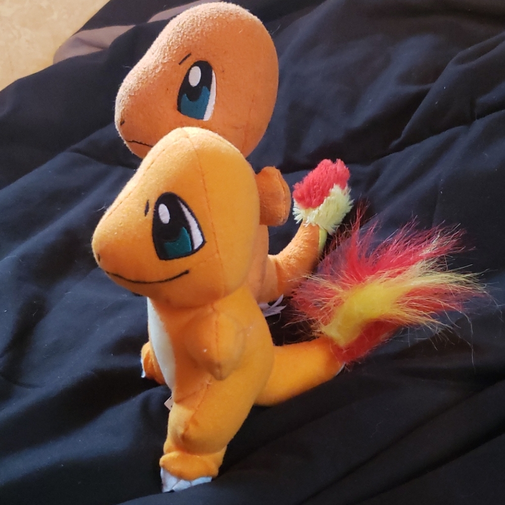Two Charmander stuffy's - Picture 2 of 4